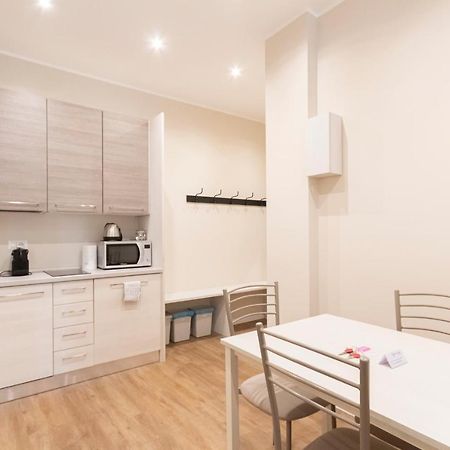 Missori Apartment 1 Милано Екстериор снимка