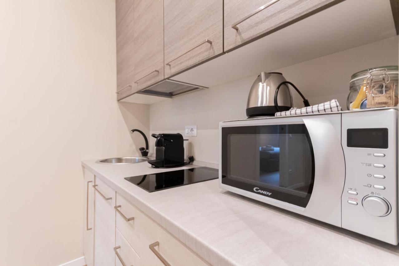 Missori Apartment 1 Милано Екстериор снимка