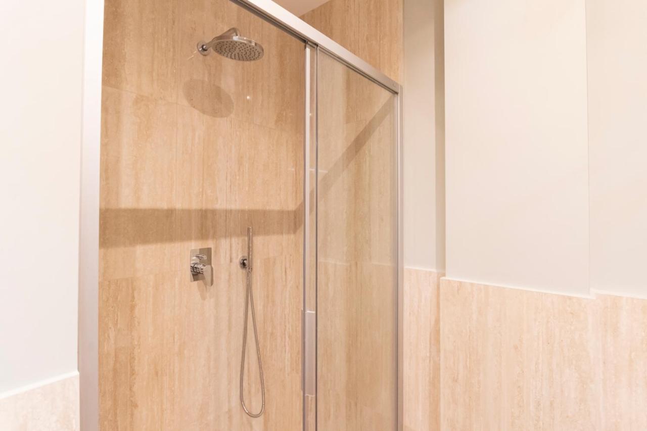 Missori Apartment 1 Милано Екстериор снимка