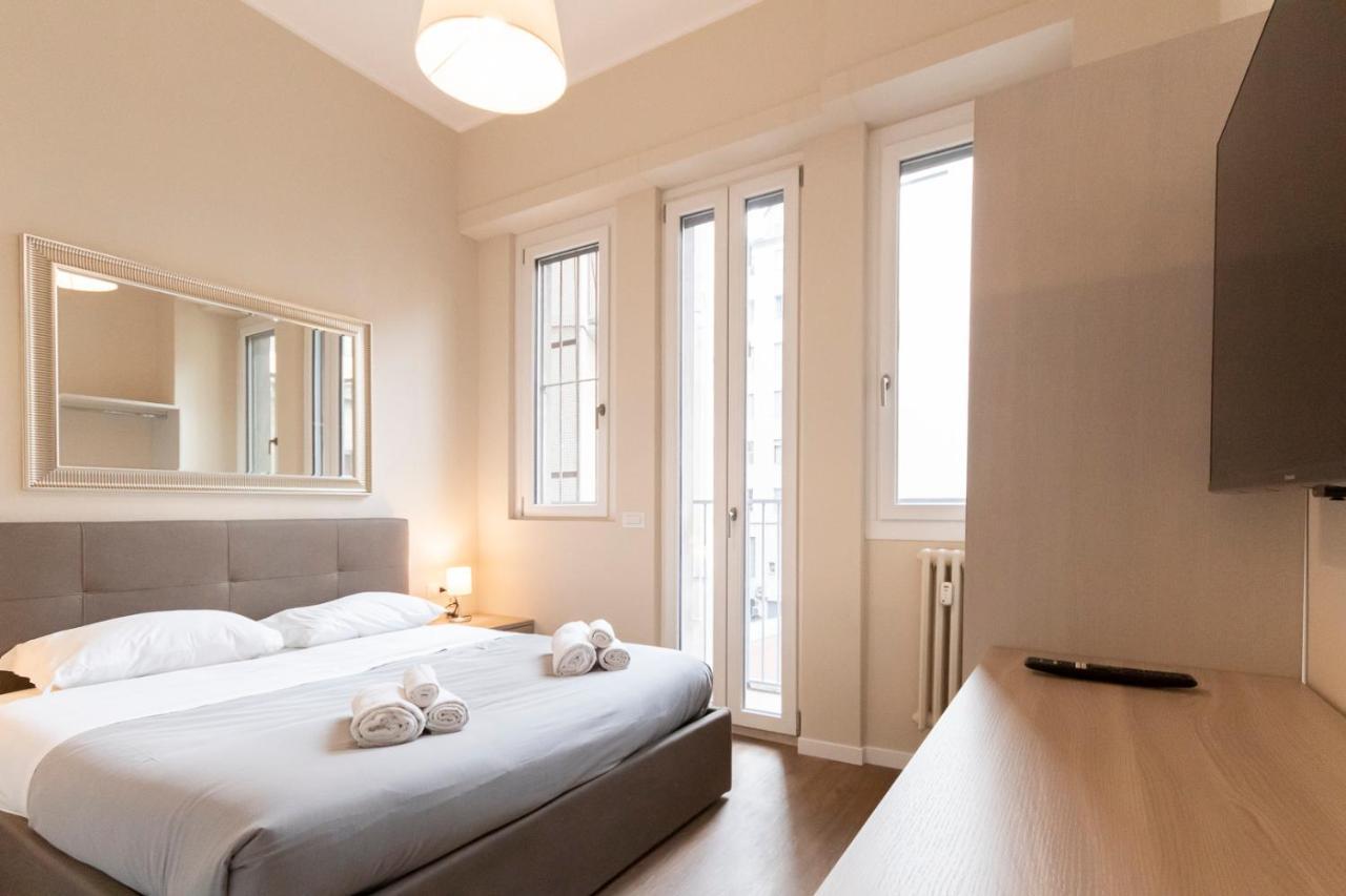 Missori Apartment 1 Милано Екстериор снимка